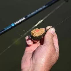 Cresta Accelerate Easy Fill Feeder Small -Kleinmateriaal Verkoopwinkel 36f90149995d43aaab2681dacc9ced7e