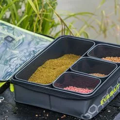 Matrix EVA Bait Tray Inc. 4 Tubs -Kleinmateriaal Verkoopwinkel 75d86f2632ec4f73aa43ca500595ee18